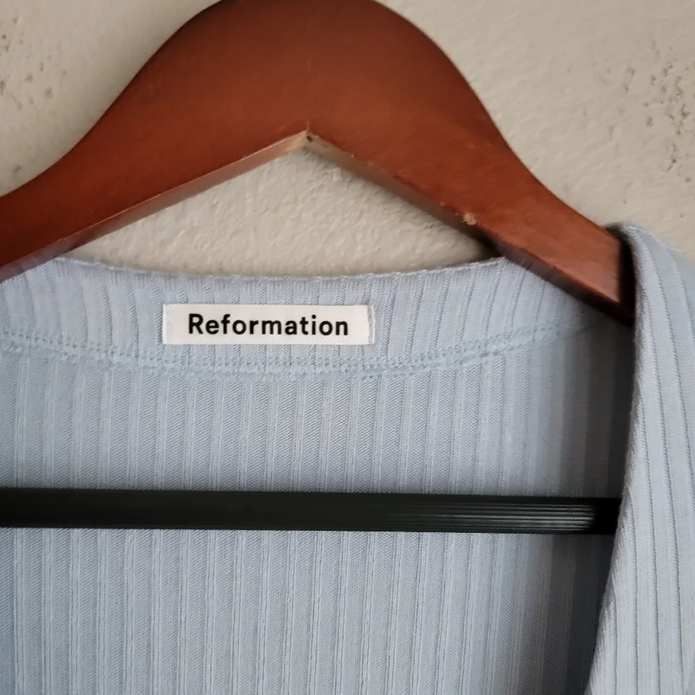 Reformation Malone Top in Sky size S NWT